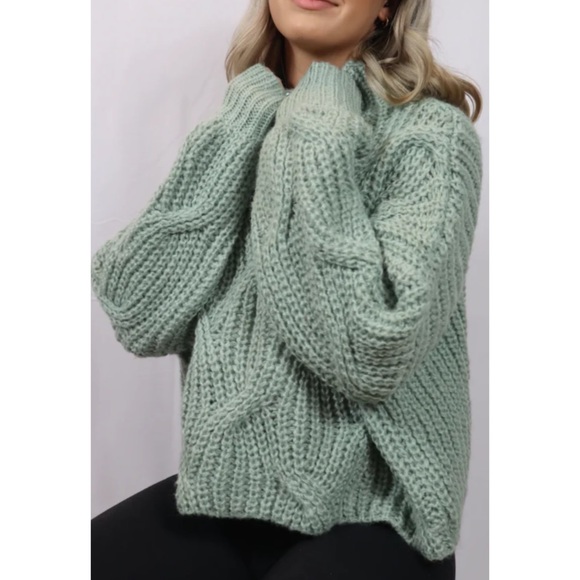 Free People Sweaters - Free People Chunky Knit Pullover in XL